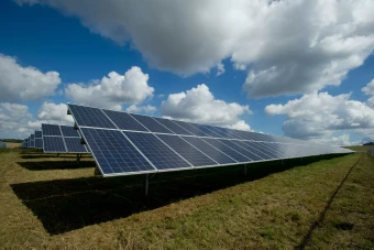 Väletablerad och mycket lönsam e-handel inom solenergi, hemelektronik och köksredskap